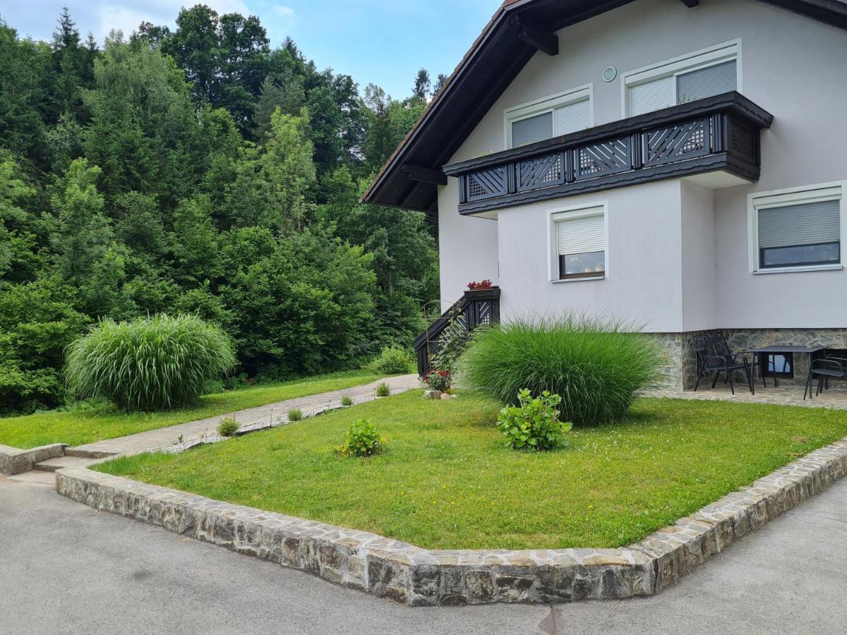 Apartma Jutersek 2+2 Libelice Buitenkant foto