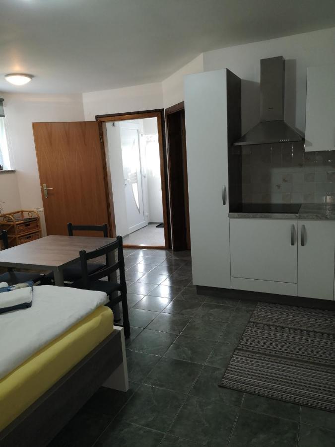 Apartma Jutersek 2+2 Libelice Buitenkant foto