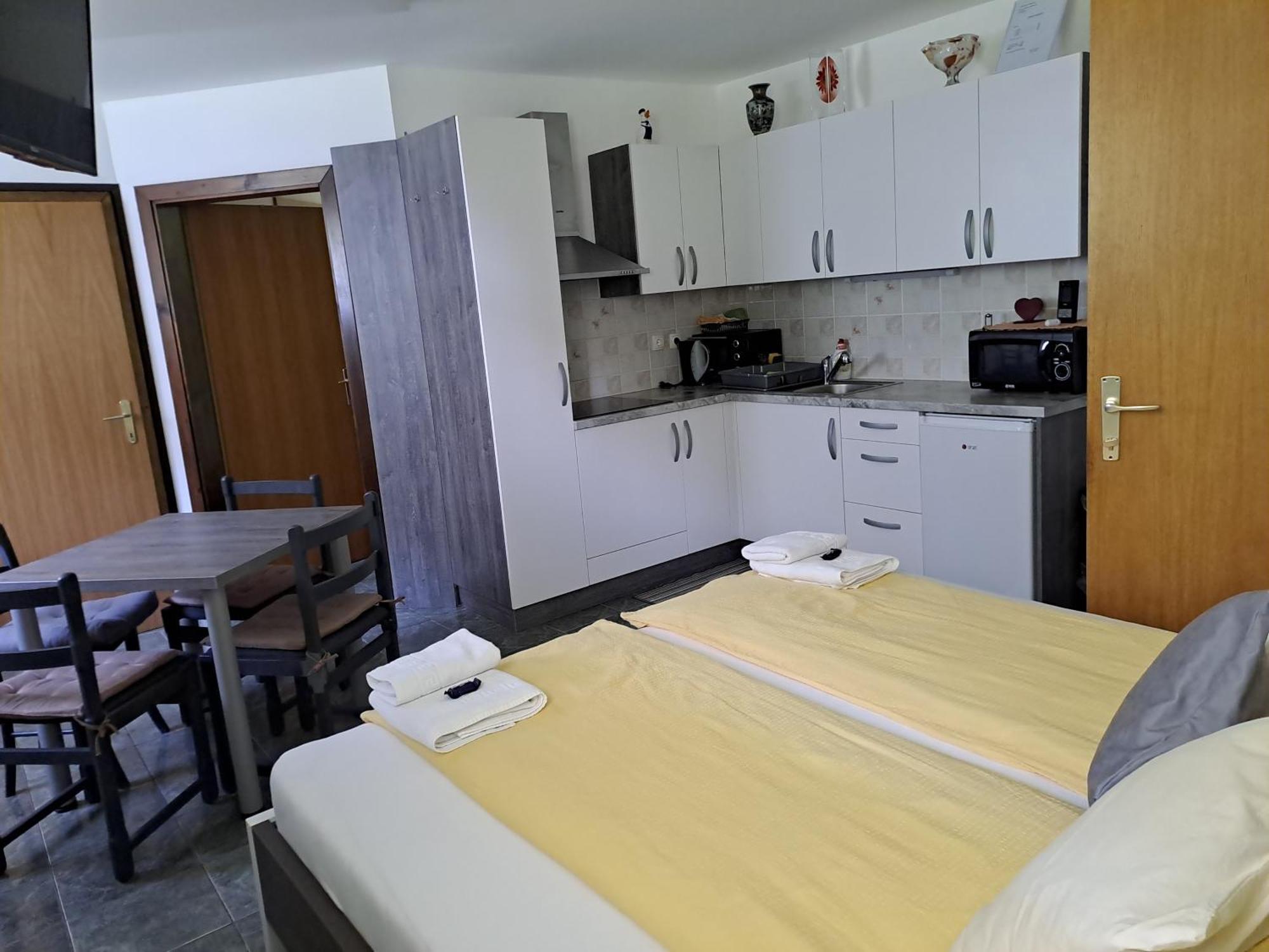Apartma Jutersek 2+2 Libelice Buitenkant foto